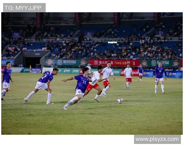 娱乐明星与足球明星的精彩相遇揭示了他们背后的故事与友谊