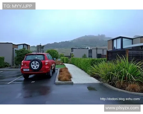 汽车足球明星贴膜助力车主彰显个性与运动激情的完美结合